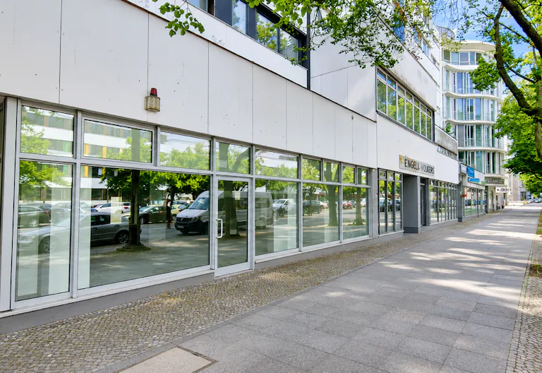 Prime 230 sqm Retail Space on Bismarckstraße, Berlin - Image 0