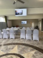 Multiple spaces for rent in the hip Houston Heights area - Image 8