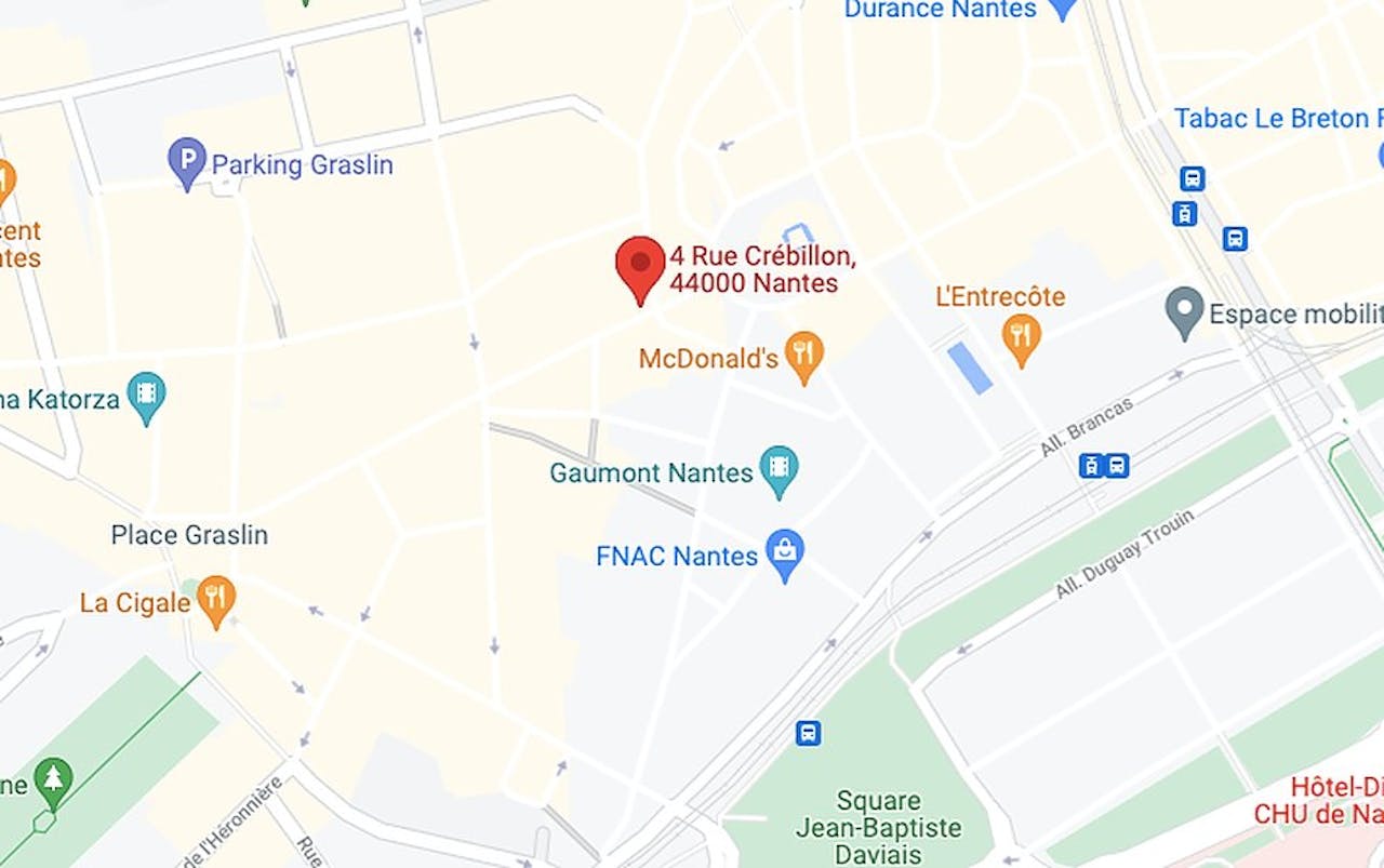 Boutique Shop for Rent - Nantes Hypercentre - Image 1