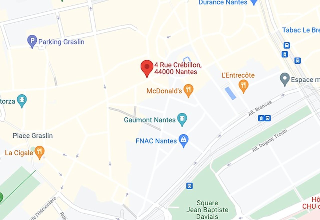 Boutique Shop for Rent - Nantes Hypercentre - Image 1