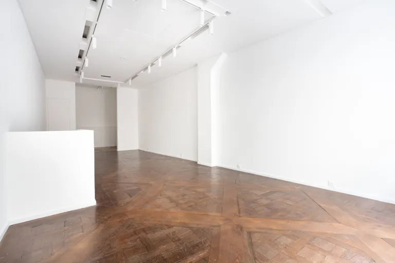 Beautiful space for exhibitions/showroom in Paris near Matignon - Champs Elysées - Image 2