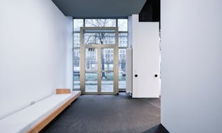 Central & Spacious Gallery Space | Showroom | Pop Up Location - Image 10