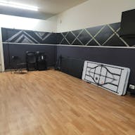 KREATIVE STUDIO ON CHICAGO SOUTH SIDE - Image 3