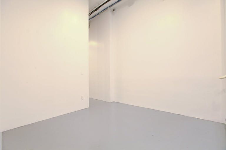Street Level Contemporary Gallery in Chelsea - Image 4