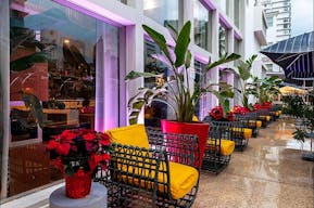 Stunning Hotel at South Beach with all amenities for your event - Image 4