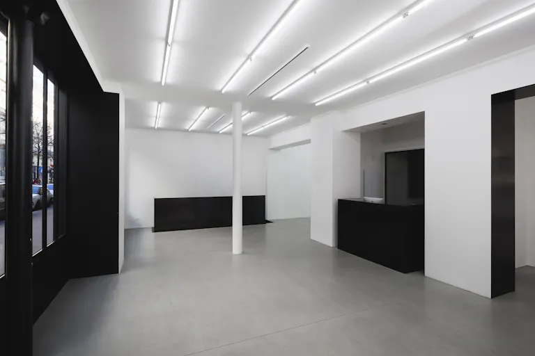 Magnificent art gallery in the heart of Haut Marais, PARIS 3rd - Image 1