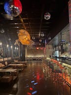 Times Square Restaurant - Image 0