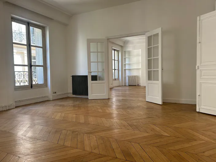 Showroom/Appartement privé - Image 3
