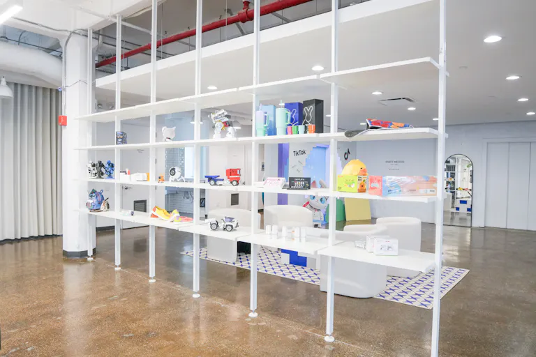 Industrial/Modern Style Multi-Functional Event Space & Content Studio in the Heart of Brooklyn - Image 4