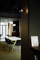 Showroom design lumineux et calme en plein Paris 11 - Image 4