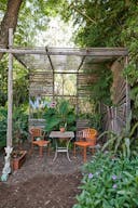 Swoop House in East Austin - Image 12