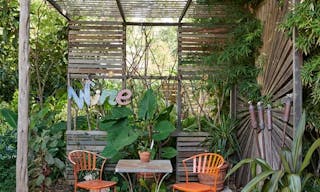 Swoop House in East Austin - Image 12