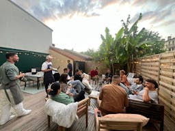 Loft créatif avec studio podcast & terrasse 100m² – Bordeaux Chartrons - Image 0