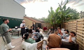 Loft créatif avec studio podcast & terrasse 100m² – Bordeaux Chartrons - Image 0