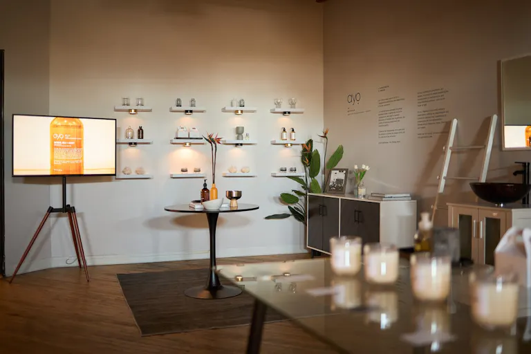 Beautiful, Calming, Industrial Studio-Store Perfect for Minimalist Lovers! - Image 1