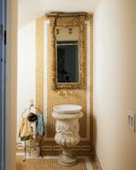 Whimsical 5-Story Brownstone in Murray Hill - Image 17