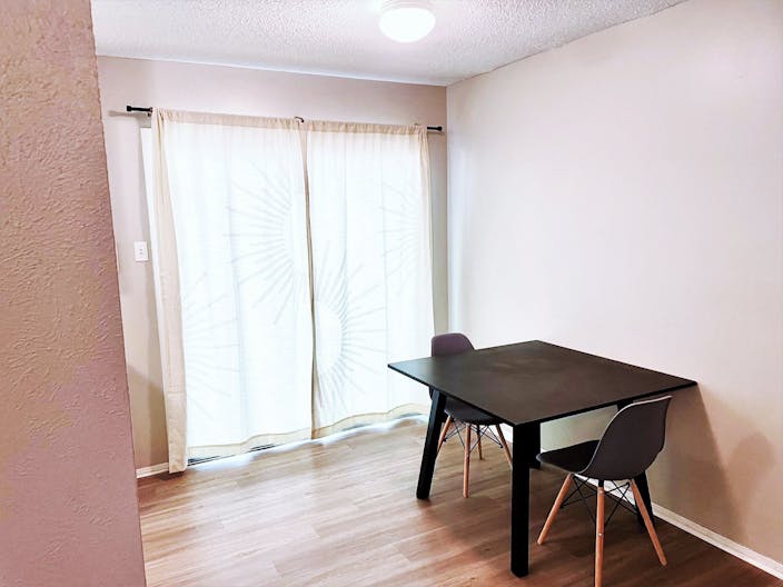 Lovely Central Austin Duplex! - Image 2