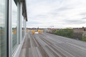 Soiree Rooftop with Skyline View - Image 9