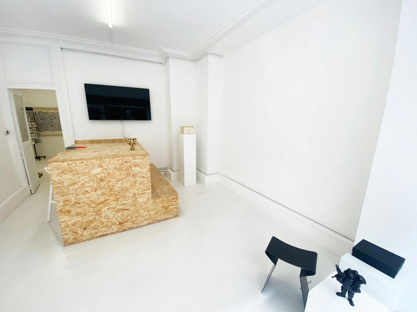 Sophisticated 60 sqm Boutique in Paris 9th Arrondissement
