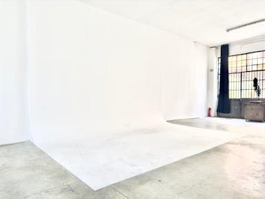 Beautifully Restored Industrial Space with Dedicated Photo Cyclorama, Perfect for Events, Exhibitions, and Creative Photo Shoots - Image 0