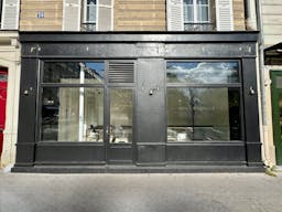 Espace Créatif Atelier-Galerie - Pop-up Lumineux avec Vitrine - Image 6