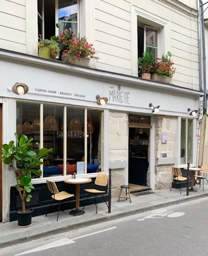 Former Coffee Shop, Pop Up Place for Fashion Week Paris - Image 0
