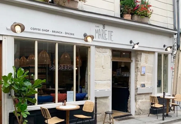 Former Coffee Shop, Pop Up Place for Fashion Week Paris - Image 0