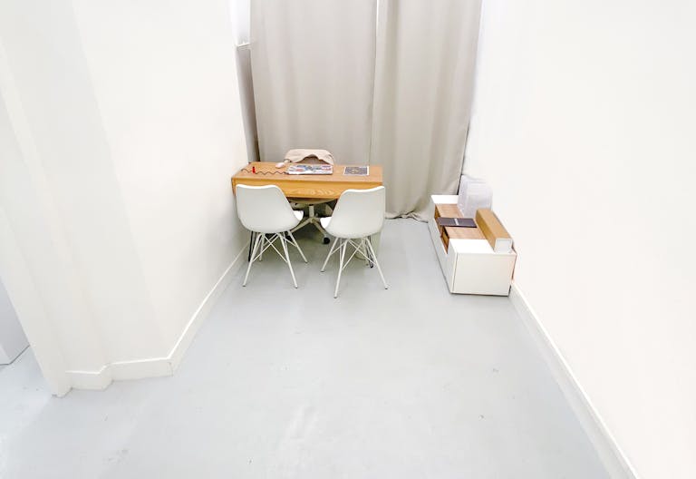 Bastille Pop up Store - Showroom - Image 3