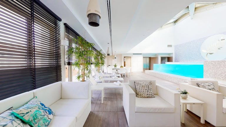 H�tel particulier avec piscine � Cannes - Image 2