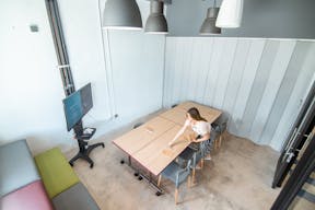 Bright Conference Room - Image 2