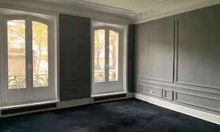 Élégant Showroom Haussmannien à Paris - Image 3