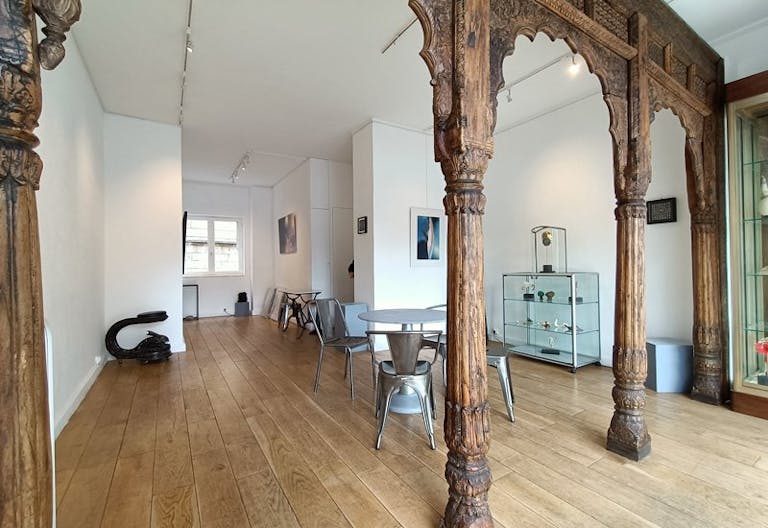 Beautiful Marais Gallery Space - Image 2