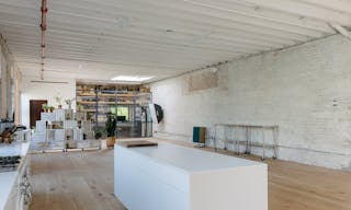 White Commercial Kitchen Photostudio - Image 7