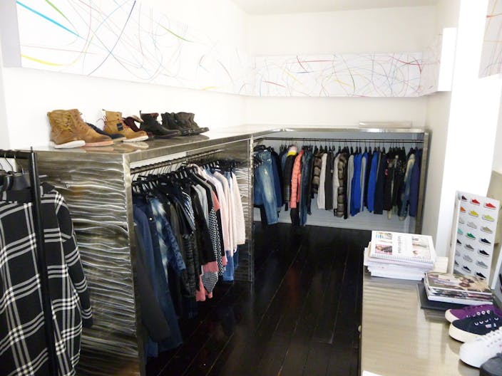 Sophisticated Boutique in Nantes - Image 4