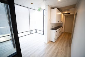 Prime Ground Floor Retail/Office/Creative/Event/Showroom Space in Old Town Pasadena - Image 1