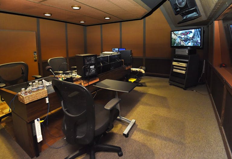 Large Recording studio, warehouse, office, event, creative space - Image 4