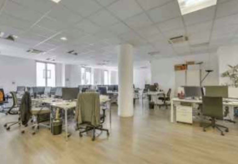 Office Space Boulevard De La Madeleine - Image 3