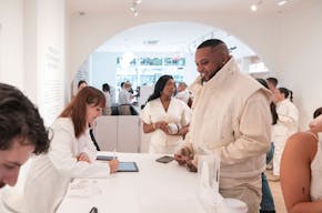 The Perfect Canvas: Elegant, Sun-Filled Space in North Williamsburg - Image 15