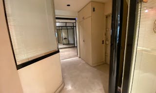 Boutique Shop Rue du Temple - Image 5