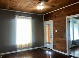 Office/Retail w/Studio Option South of DT - Image 3