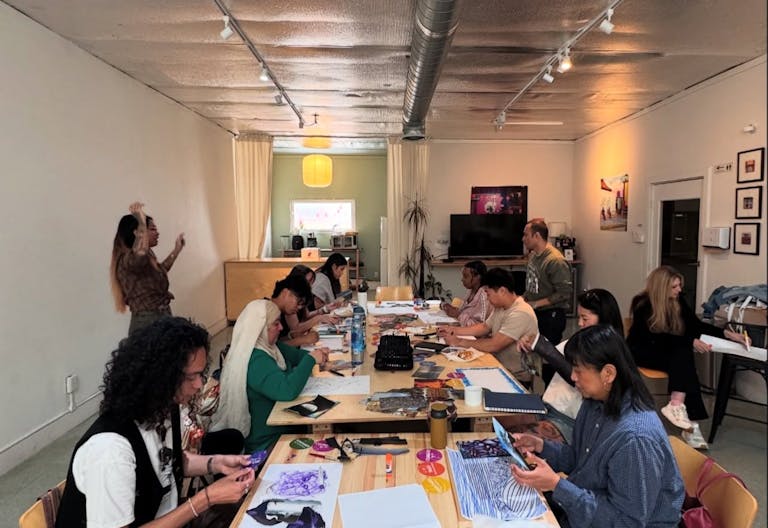 Work from any Open Desk - Image 4