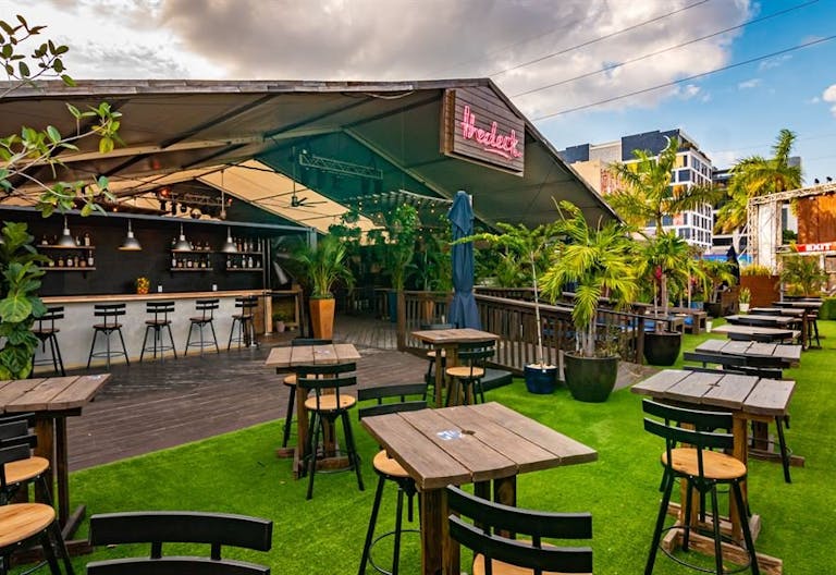 Banquet/Event Hall, Restaurant/Bar/Pub - Image 2