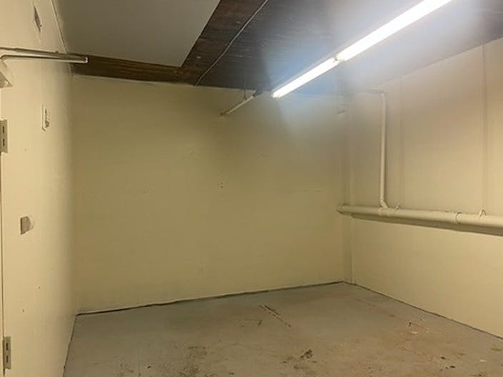Art Studio/ Work Space In the Perfect Downtown Location!*Pioneer Square* - Image 1