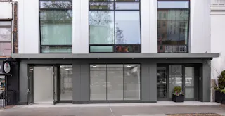 4,500 sq ft Two-Level All-White Storefront in Gramercy - Image 0