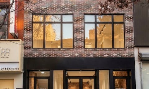 2,600 sq ft Two-Level Downtown Venue — Full Glass Storefront + Lower Level with Own Entrance | Chinatown/LES - Image 0