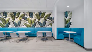 New concept in fully furnished offices for rent on a short term, temporary and virtual services - Image 21