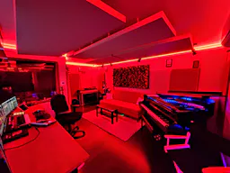 A stunning recording studio!!! - Image 0