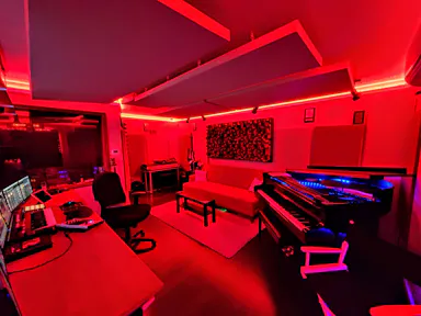 A stunning recording studio!!! - Image 0