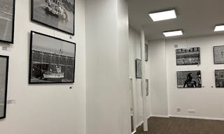 Gallery / Showroom space between Bastille and R�publique - Image 15