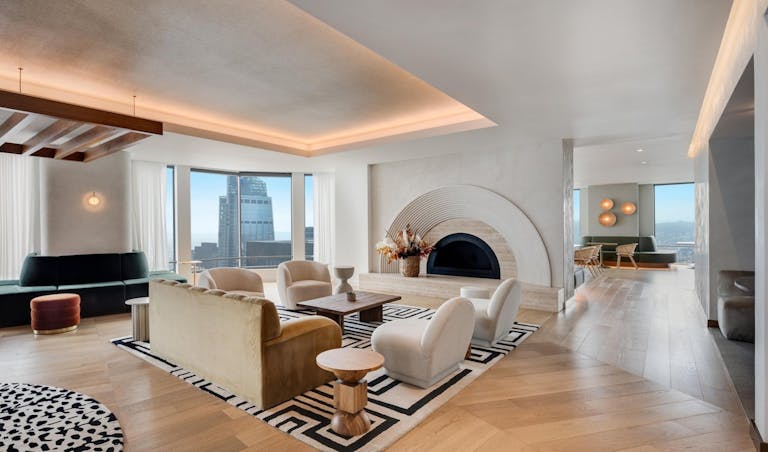 US Bank Tower - 54th Floor - Image 0